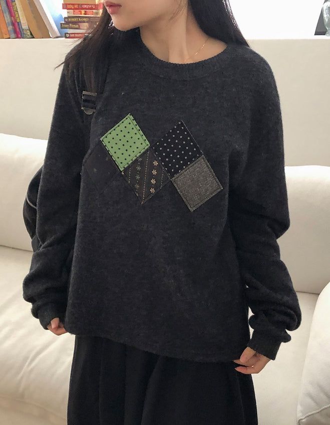 Hehen Argyle Patch Round Over Knit