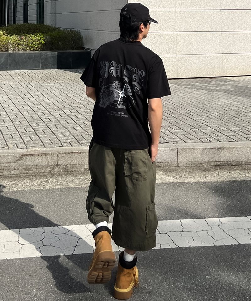 Gothic Cross Over-fit T-Shirts - 4COLOR