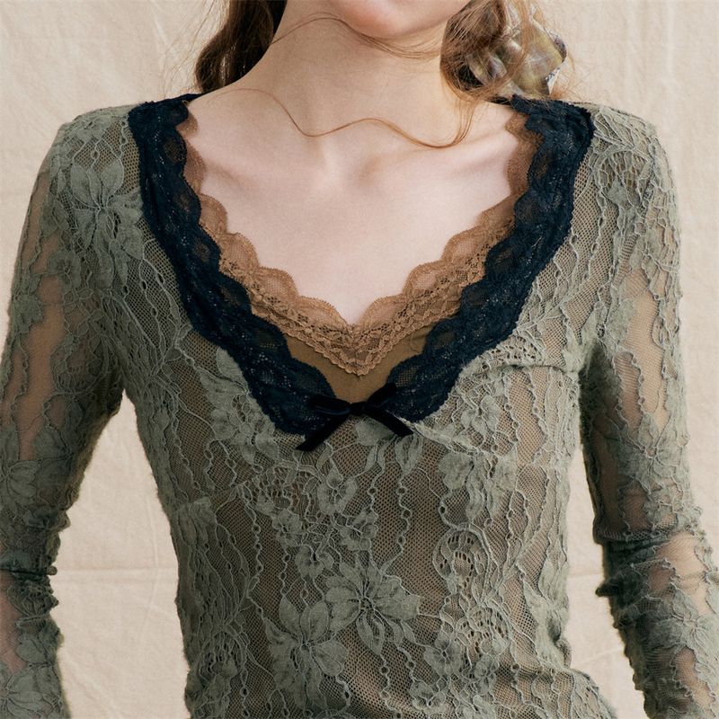 Lace Ribbon Slim Fit Top