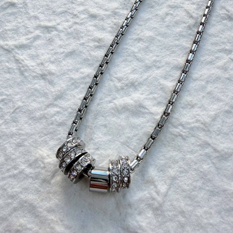 Mist Silver Core Necklace
