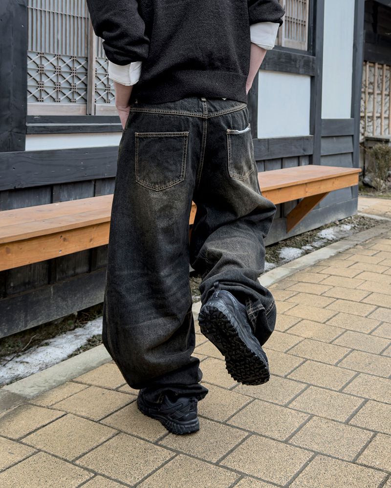 Letic Dart Tinted Black Wide Denim