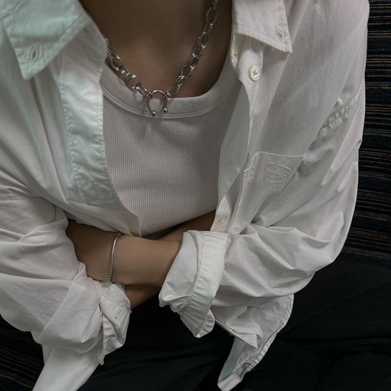 pierce shaped wave necklace