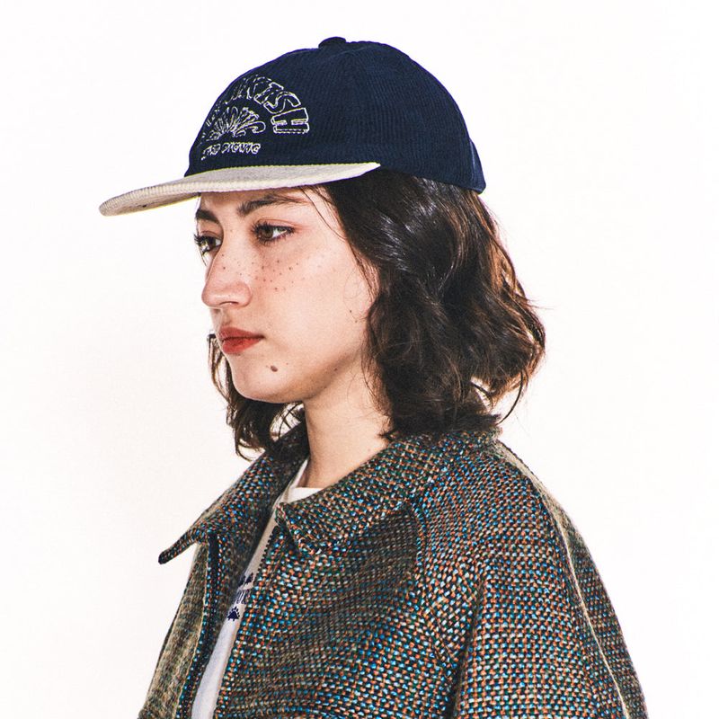 freakishbuilding(フリーキッシュビルディング)の「WEIRD SEMICIRCLE CORDUROY FLAT BRIM CAP (NAVY)(Hats)」