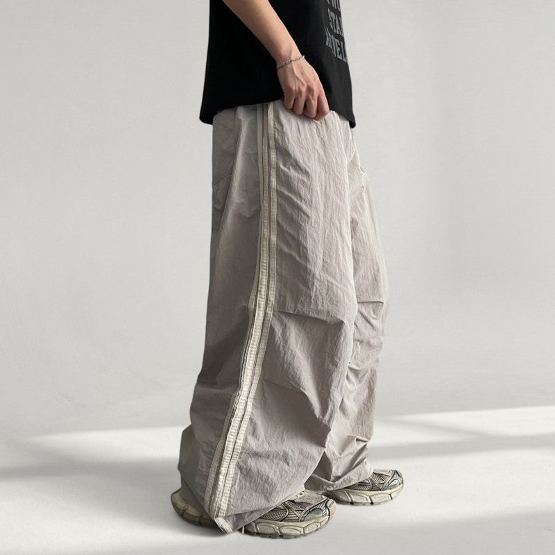 voarc（ボアク）の「Curz Nylon Knee Pintuck Track String Wide Pants（Pants）」