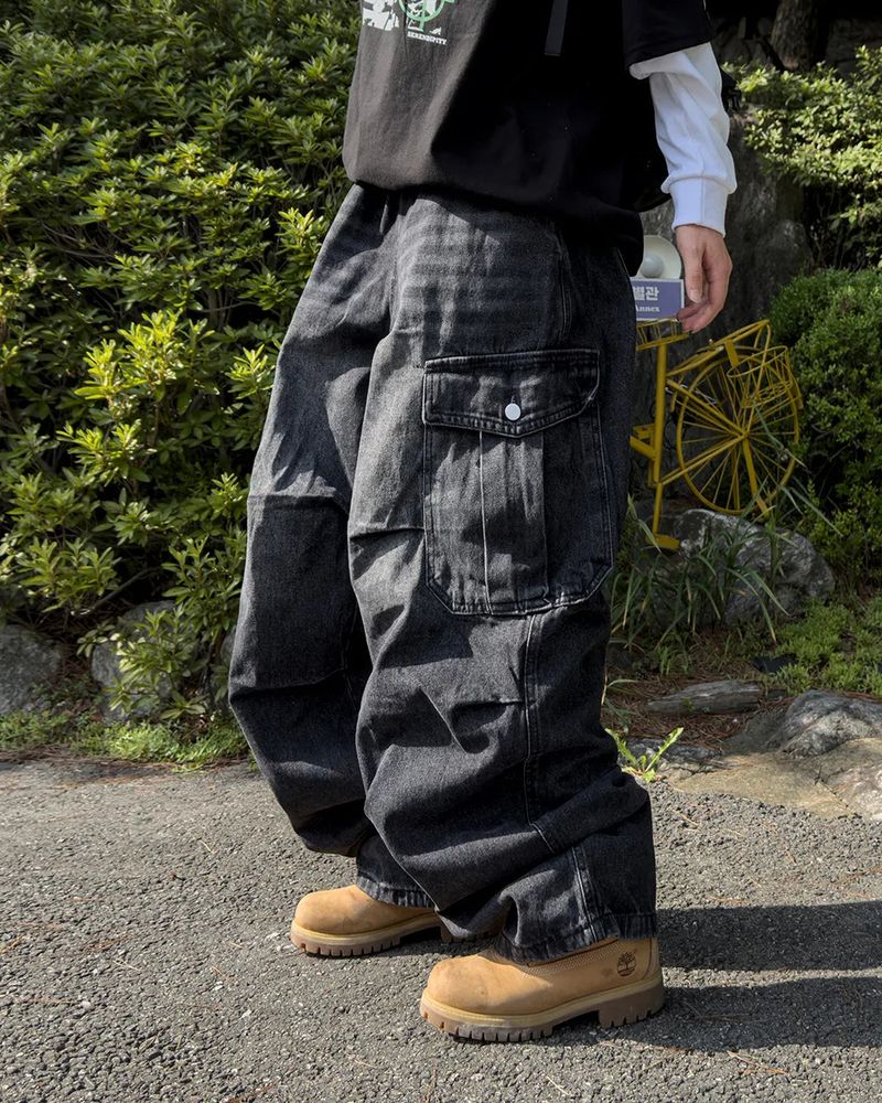 Bern diagonal cargo wide denim pants