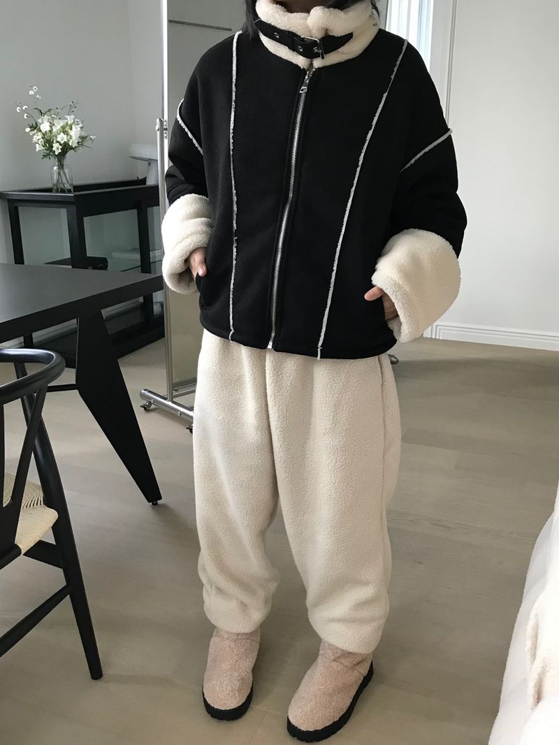 Cheery jogger pants