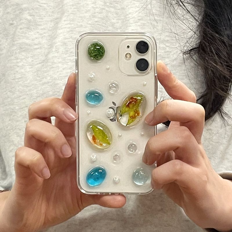 fogmoss（フォグモス）の「[MADE] Goldfish garden Resin Case（Smartphone Accessories）」