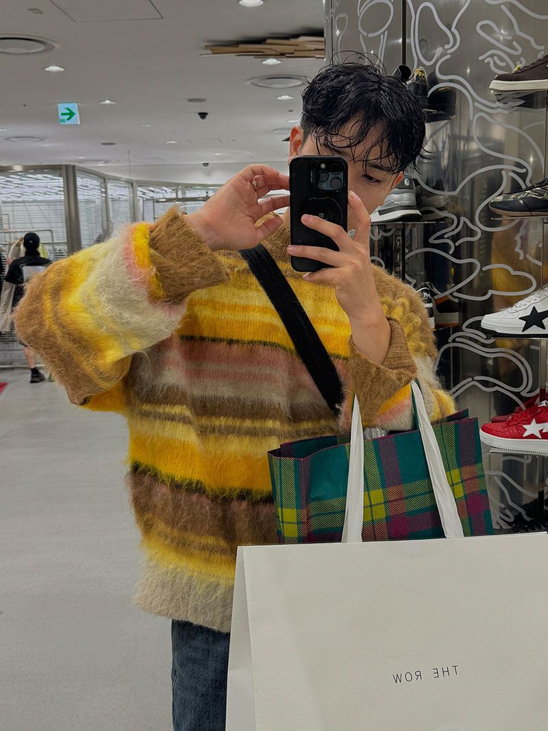 2 Low Multi Border Shaggy Knit (2color)