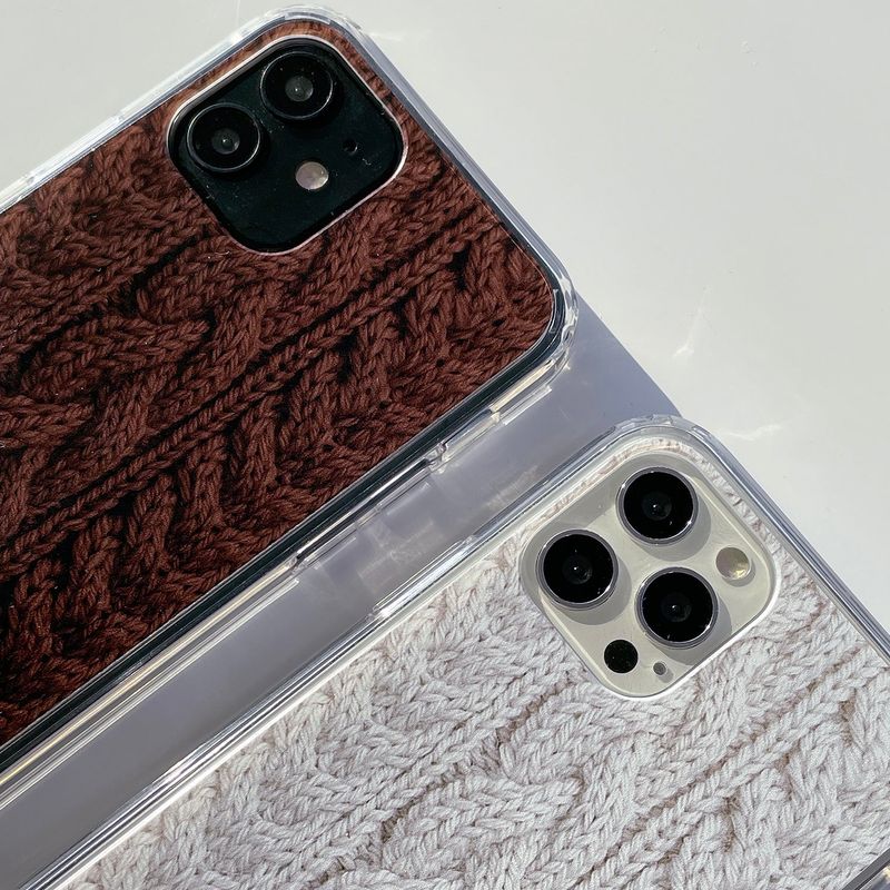 CABLE KNIT HARD JELL CASE_BROWN