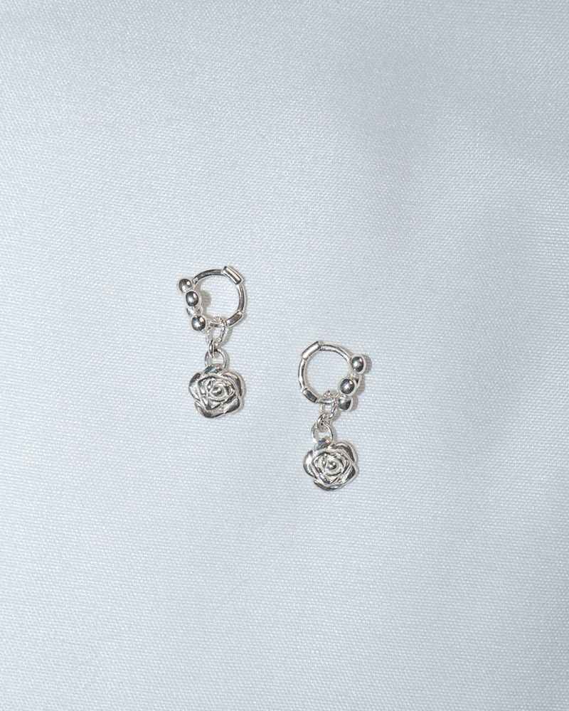 [MADE] lovely rose. rose ball one touch earring (2pcs)