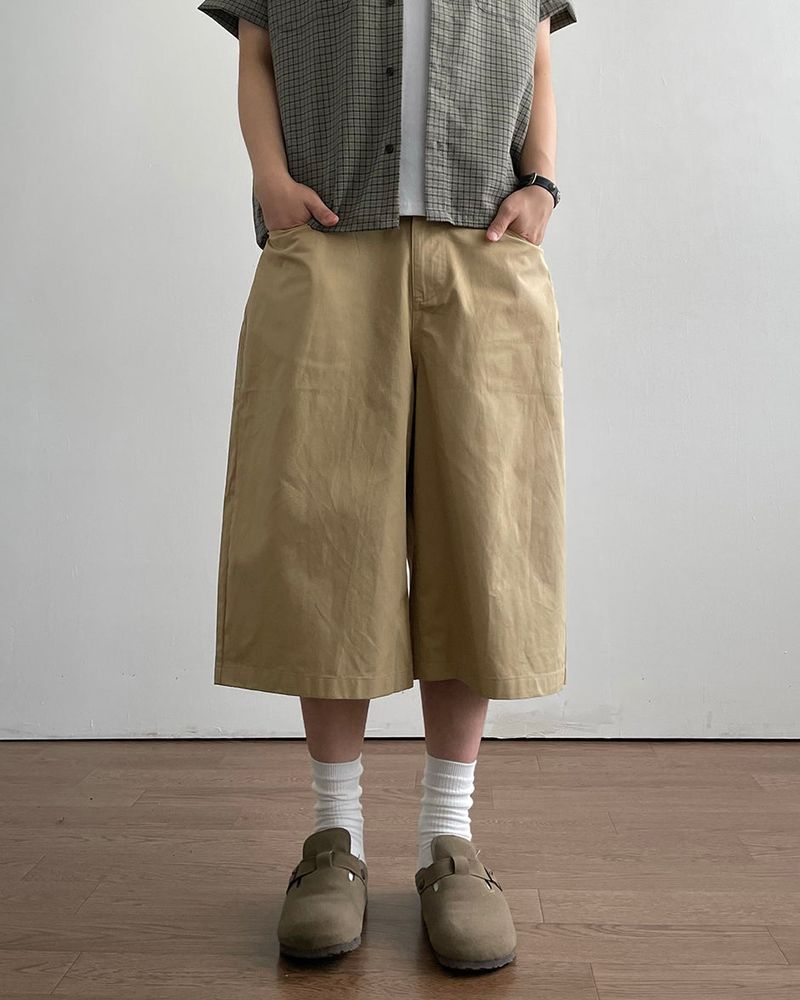 Taut Bermuda Cotton Pants
