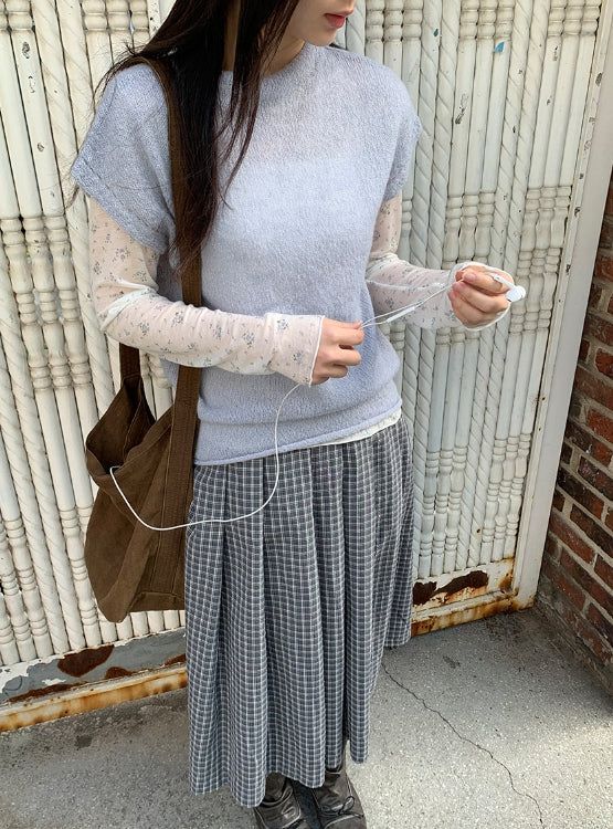 Zaina Tencel U-Neck See-through Flower Layered Long Sleeve Tee