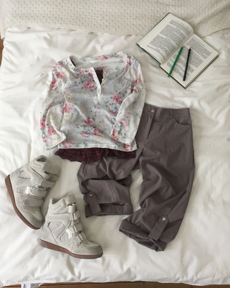 Tilt Roll-Up Capri Pants