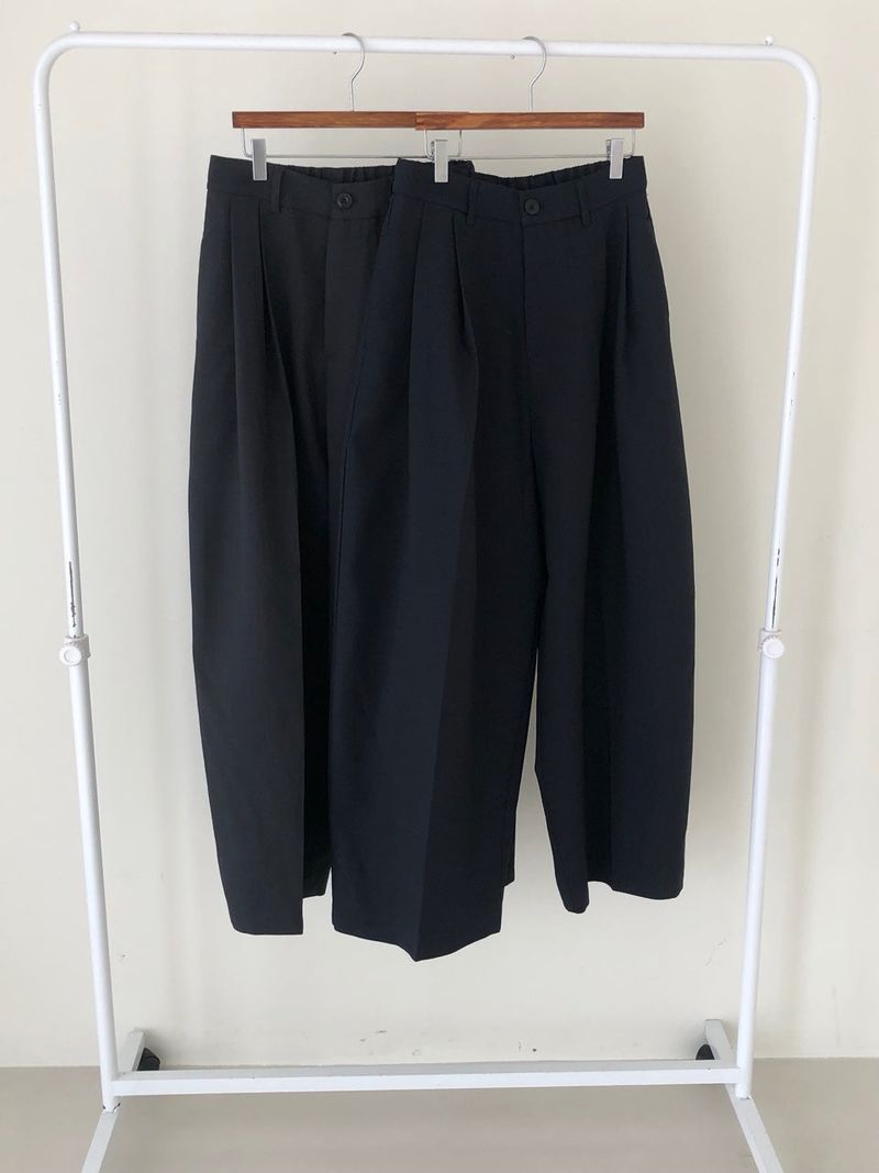 pintuck balloon slacks
