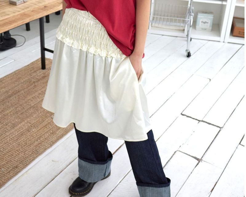 'it's trend babe' Satin skirt