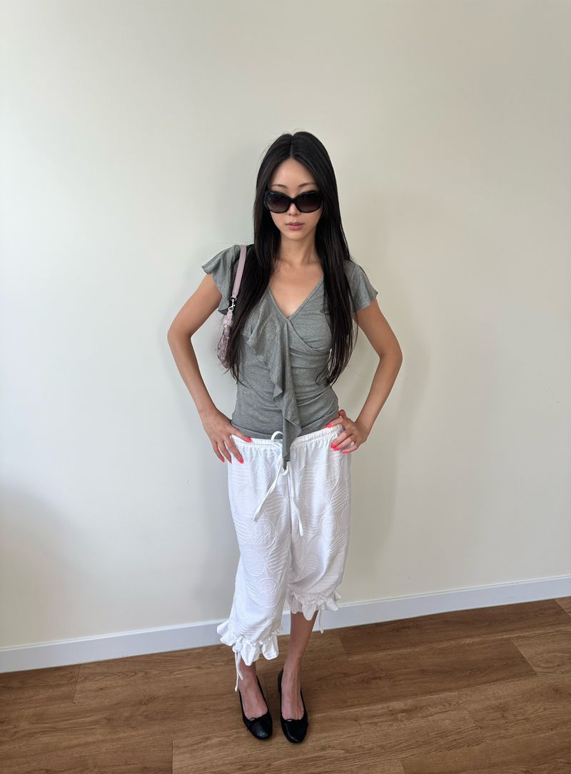 dot frill pants