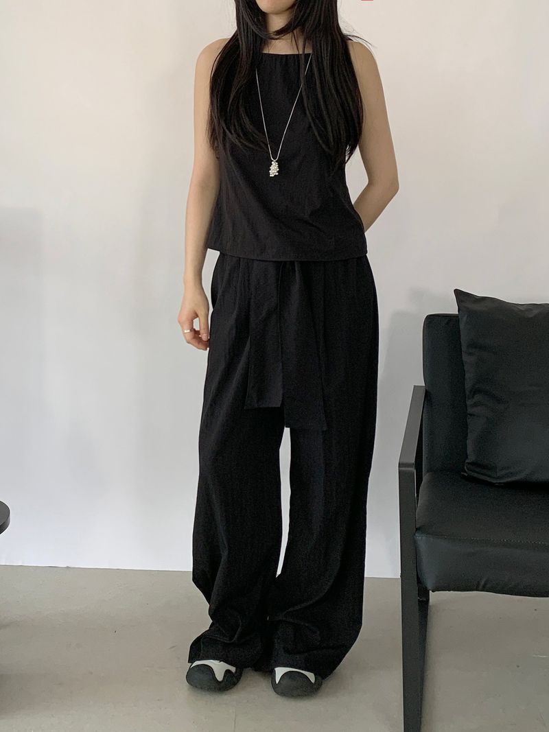 Raina halterneck sleeveless blouse