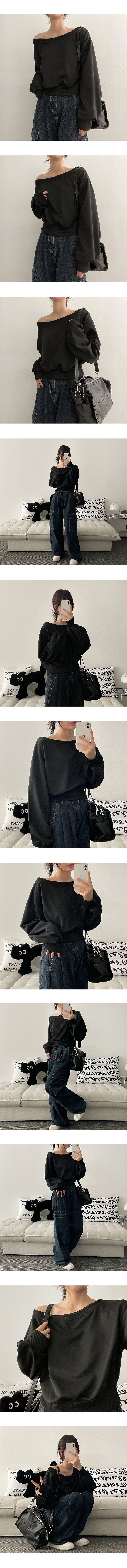 a chubby leather cross bag
