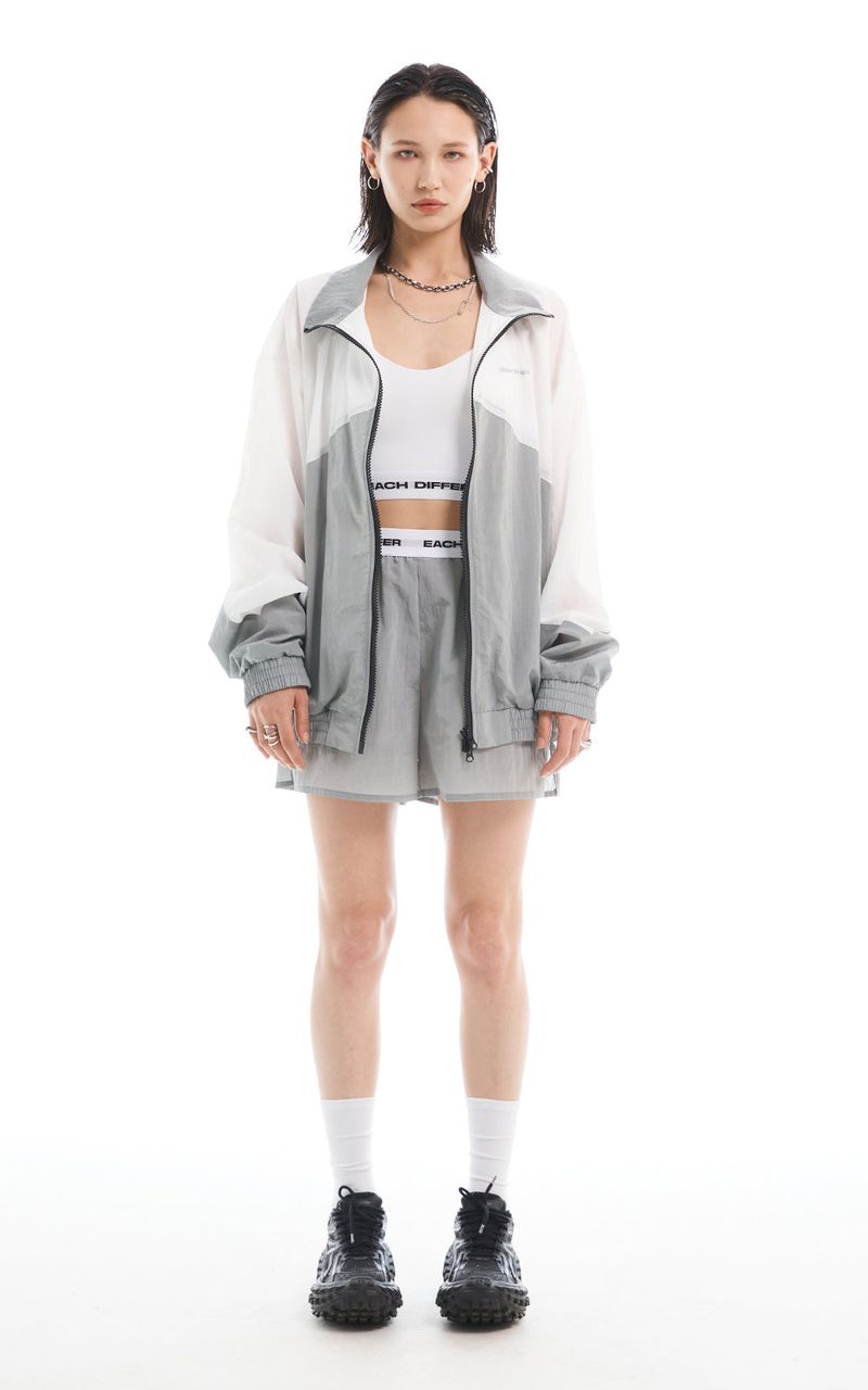 EACH DIFFER(イーチディファー)の「REFLECTIVE WIND BREAKER_GREY(Jackets/Outerwear)」