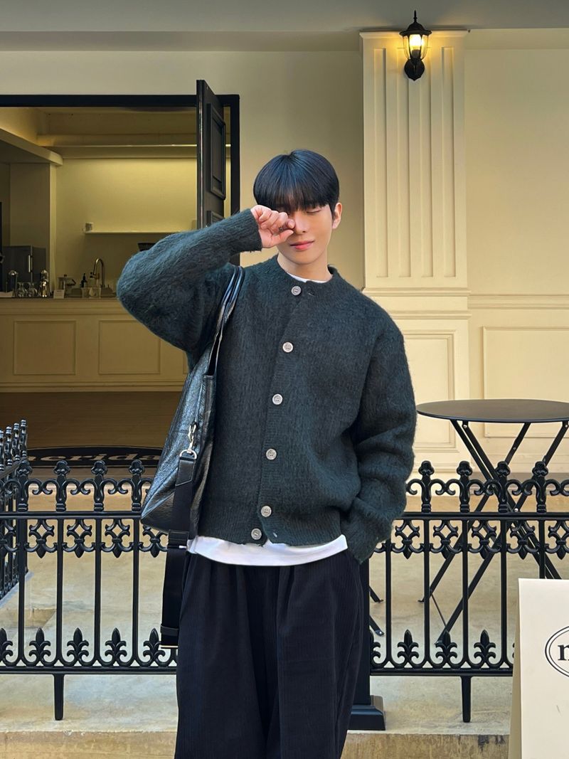 Brush wool cardigan