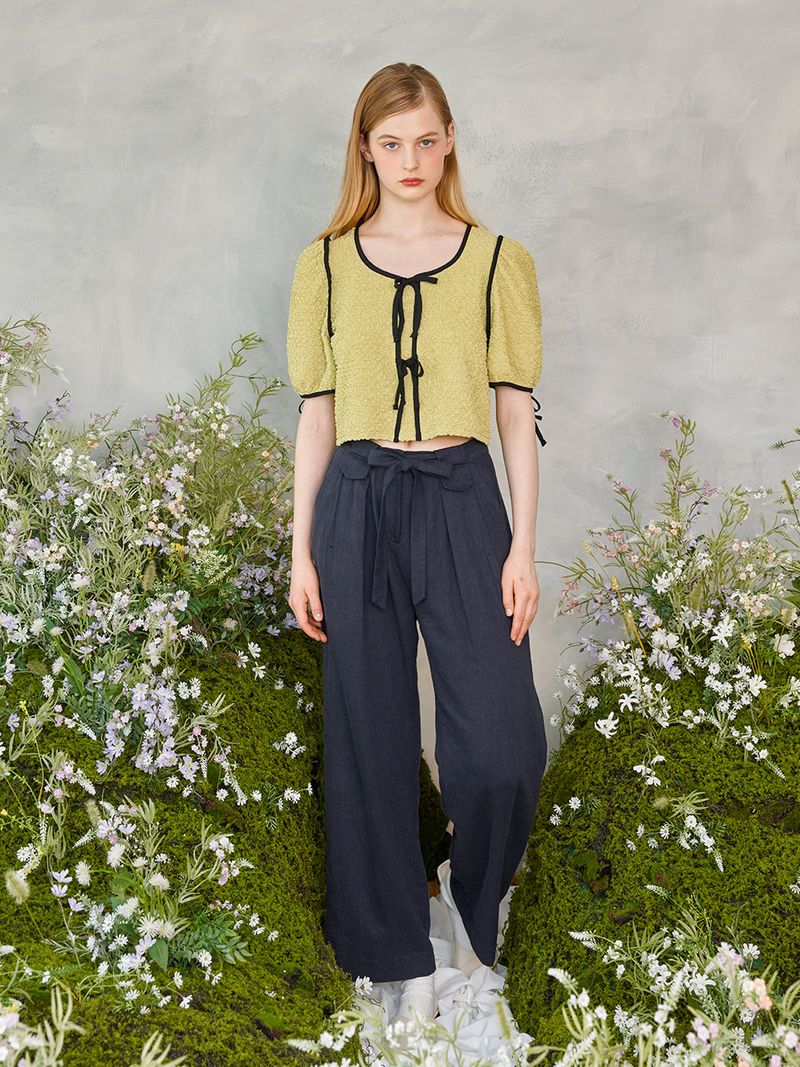 Wrinkle Ribbon Puff Blouse (2colors)
