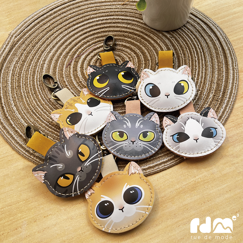 cat pendant Season 2