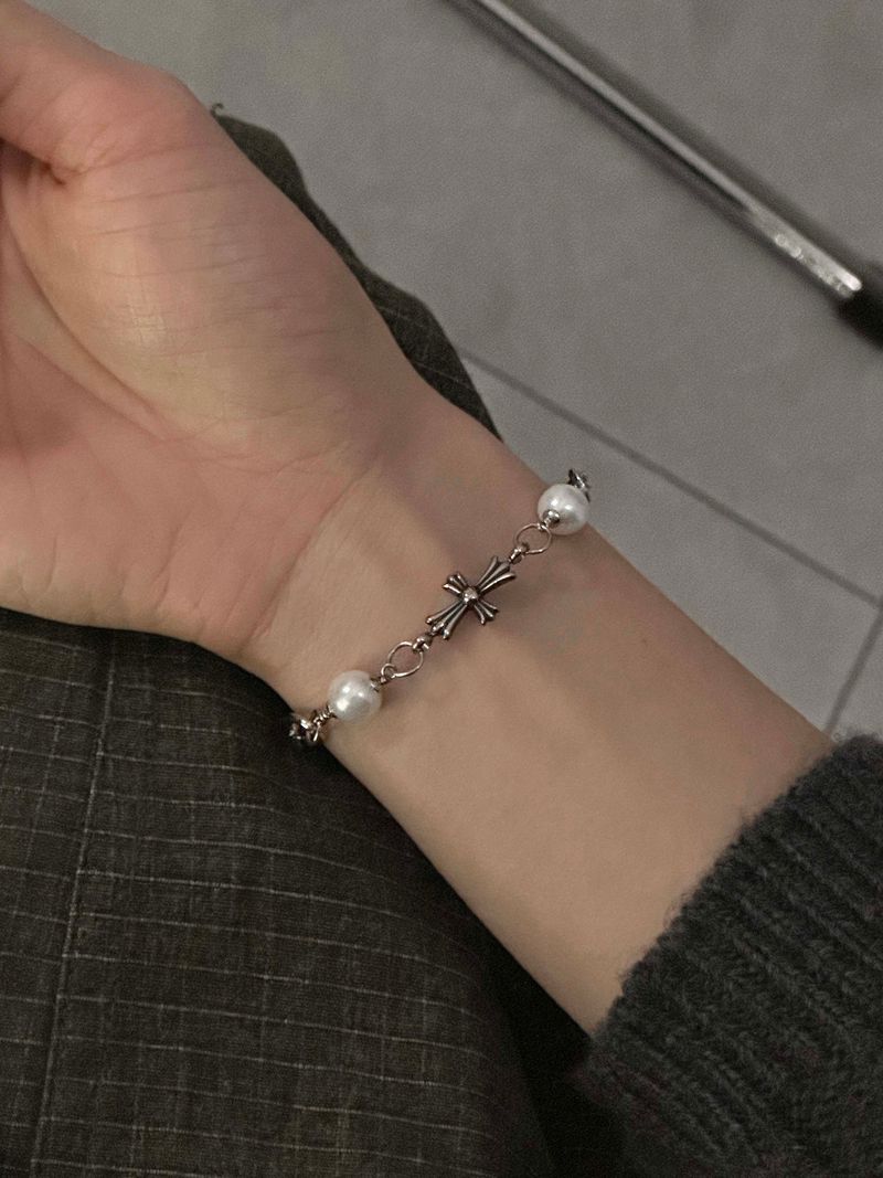 pearl drop bracelet(cross)