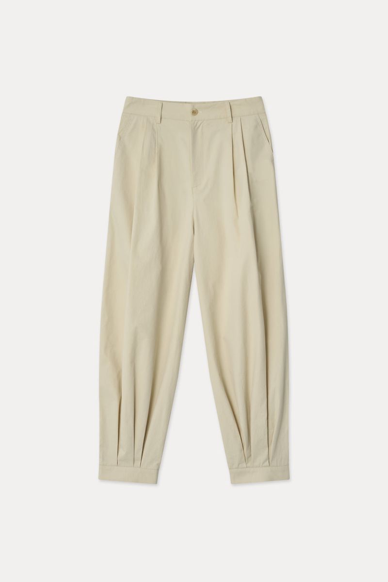 TWO-TUCK JOGGER PANTS_CREAM