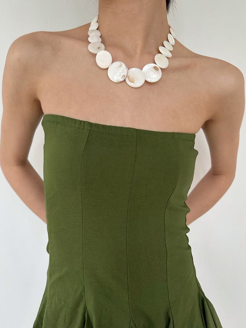 Coin nacre necklace