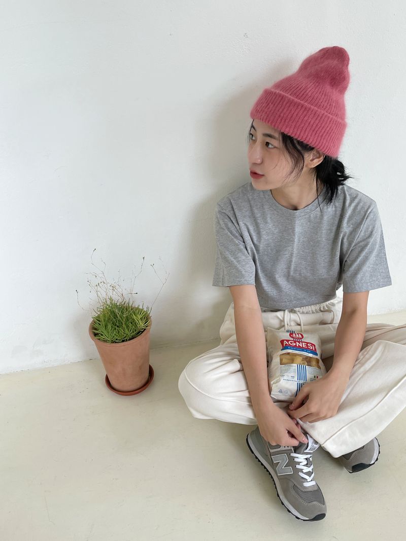 Seasonable basic t