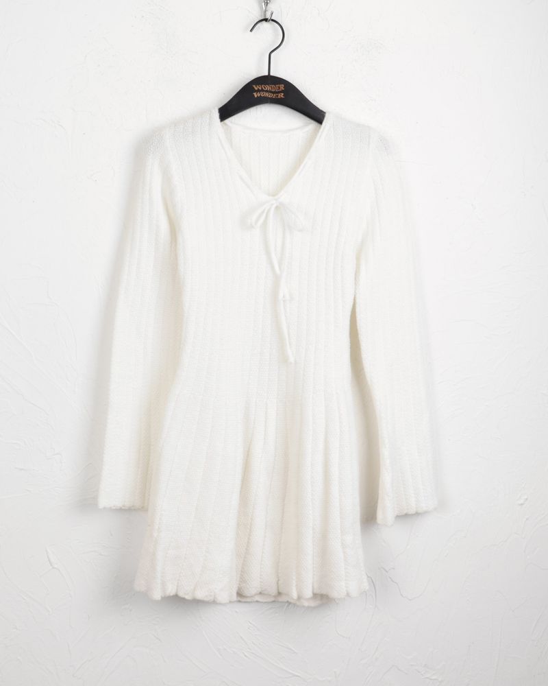 Shining wool ribbon strap punching knit dress