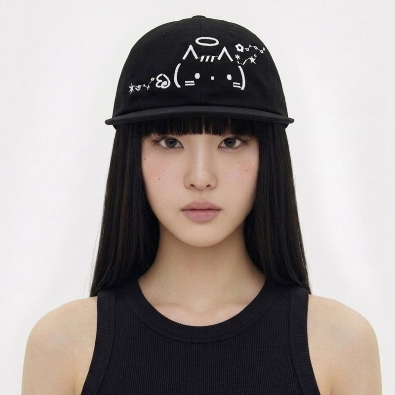 OTHER-worldly（アザーワールドリー）の「エモジキャップ [Black Angel Kitty]（帽子）」
