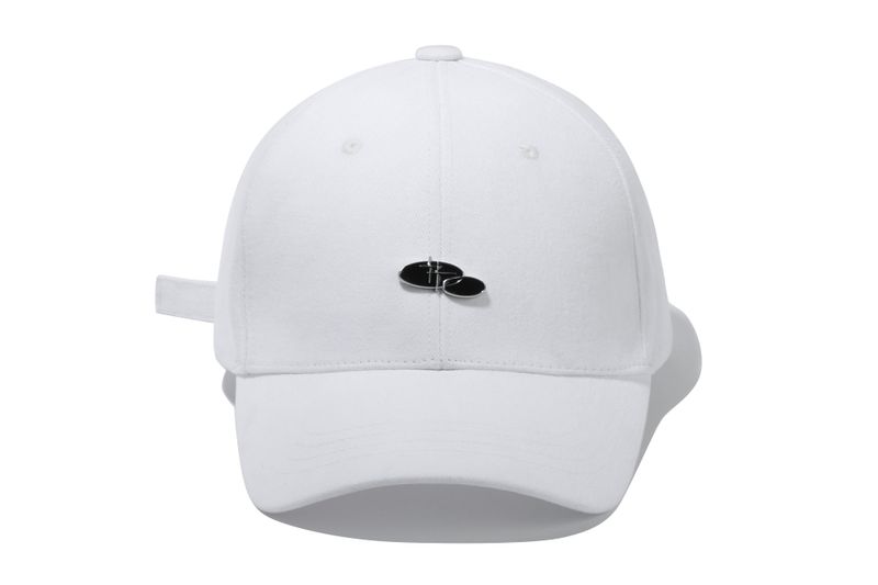 PENDANT LOGO BALL CAP