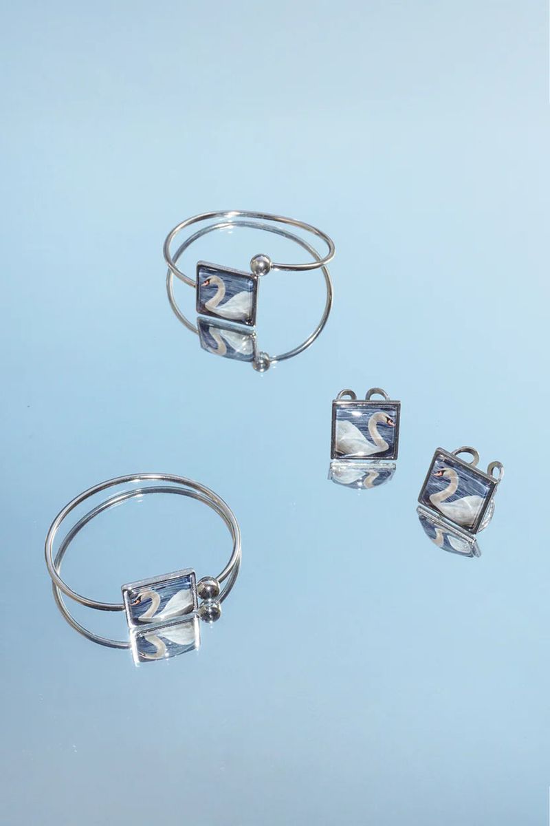 SWAN BRACELET
