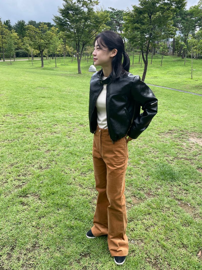 Suede slim bootcut pants