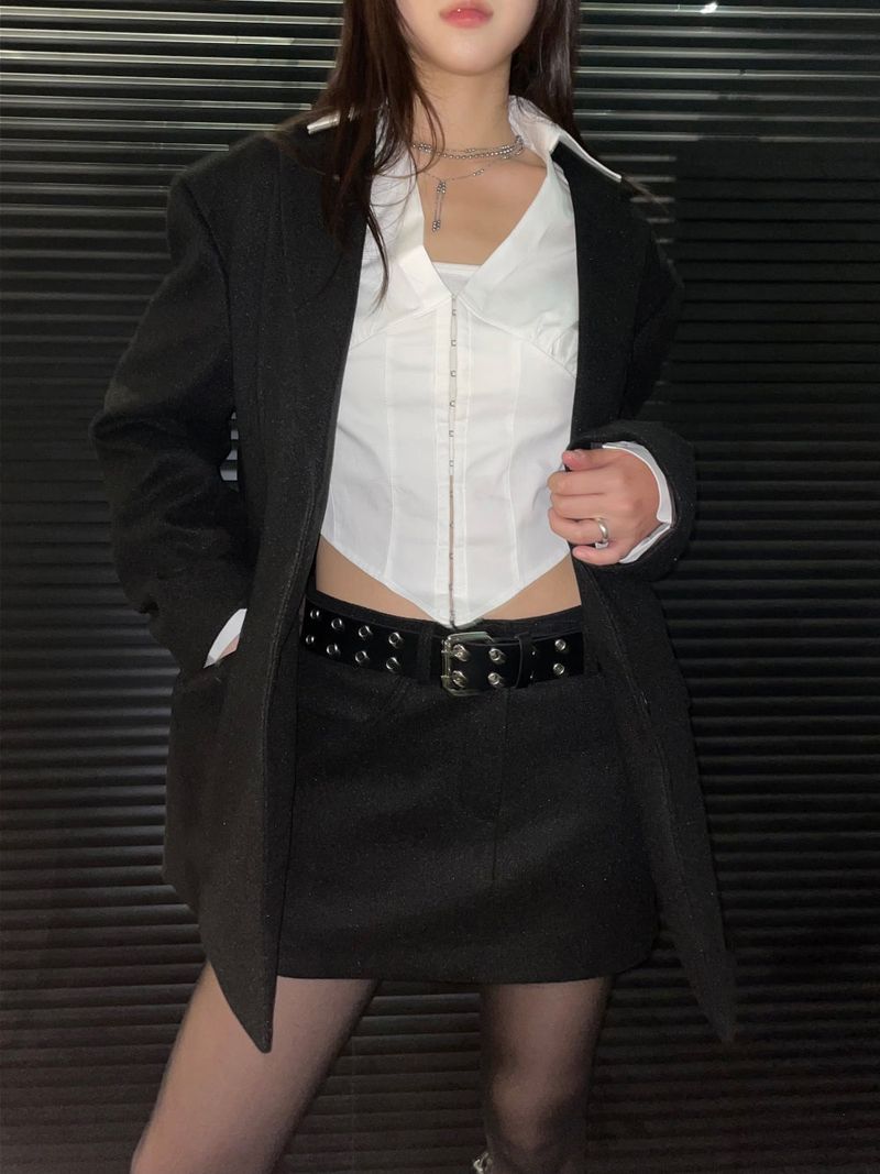 [UNISEX] two line eyelet belt (Black)