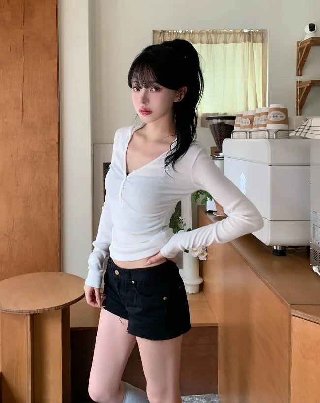 Fitz Embossed Cut Low Shorts