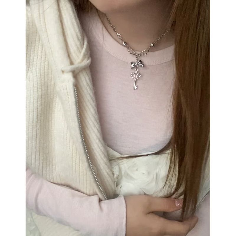 KEY HTHT NECKLACE