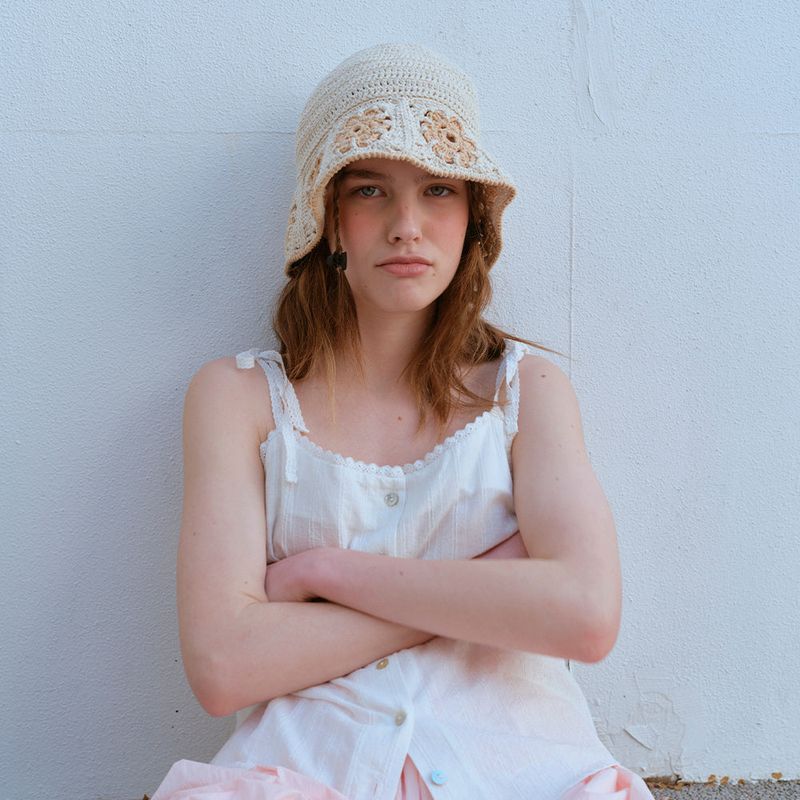 HANDMADE FLOWERS BUCKET HAT