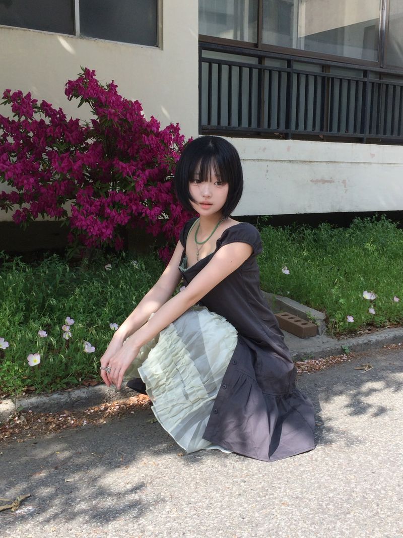 Pocket-line button layered dress