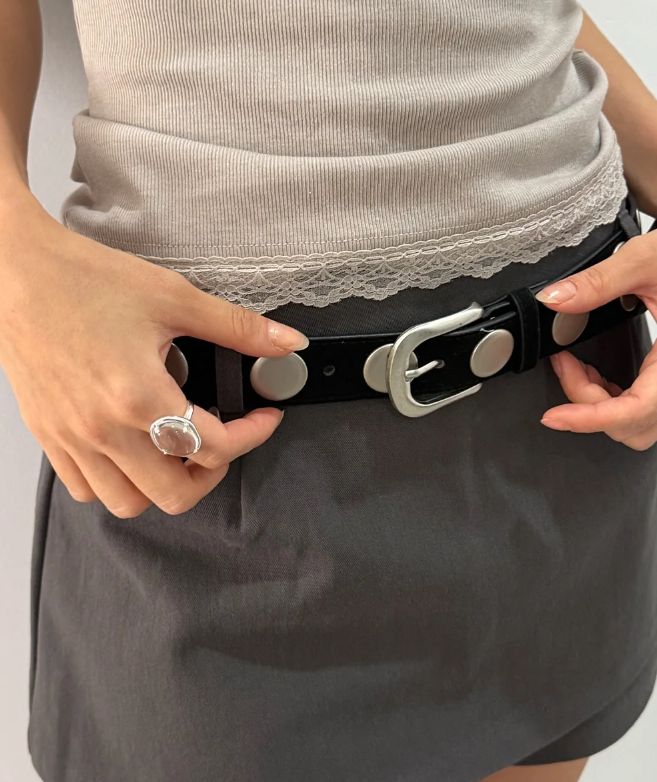 CIRCLE STUD SUEDE BELT