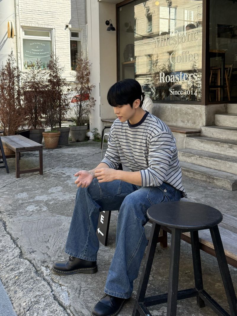 With crop stripe long-sleeve tee