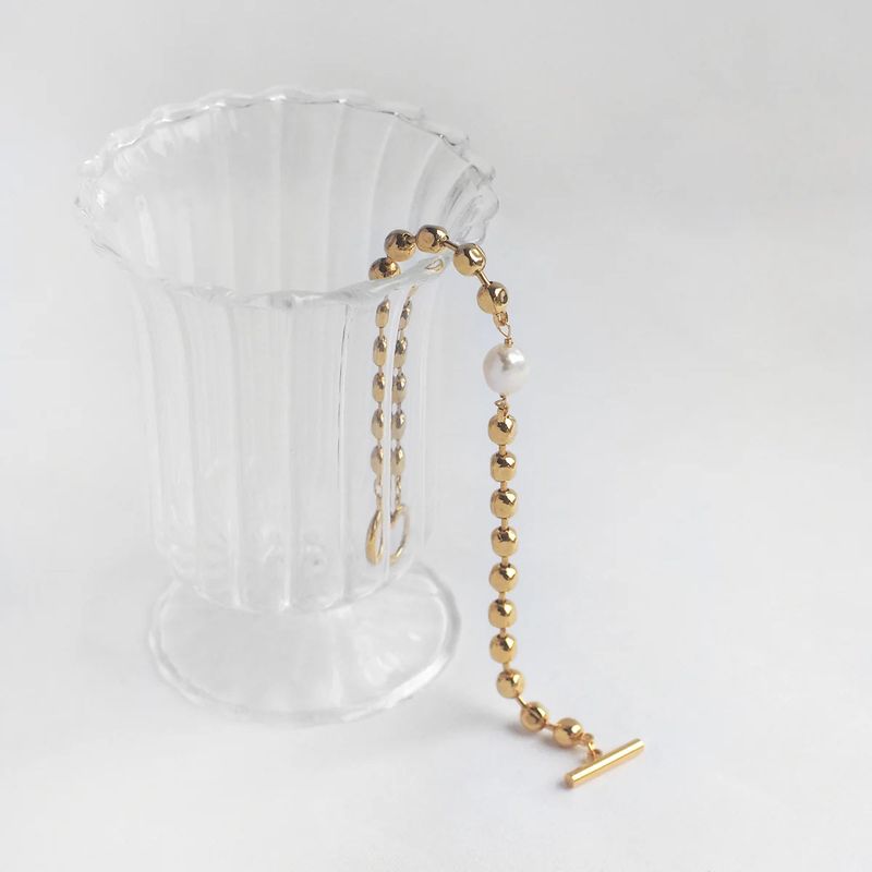 éclater（エクラテ）の「ジュールパールブレスレット（アクセサリー）」