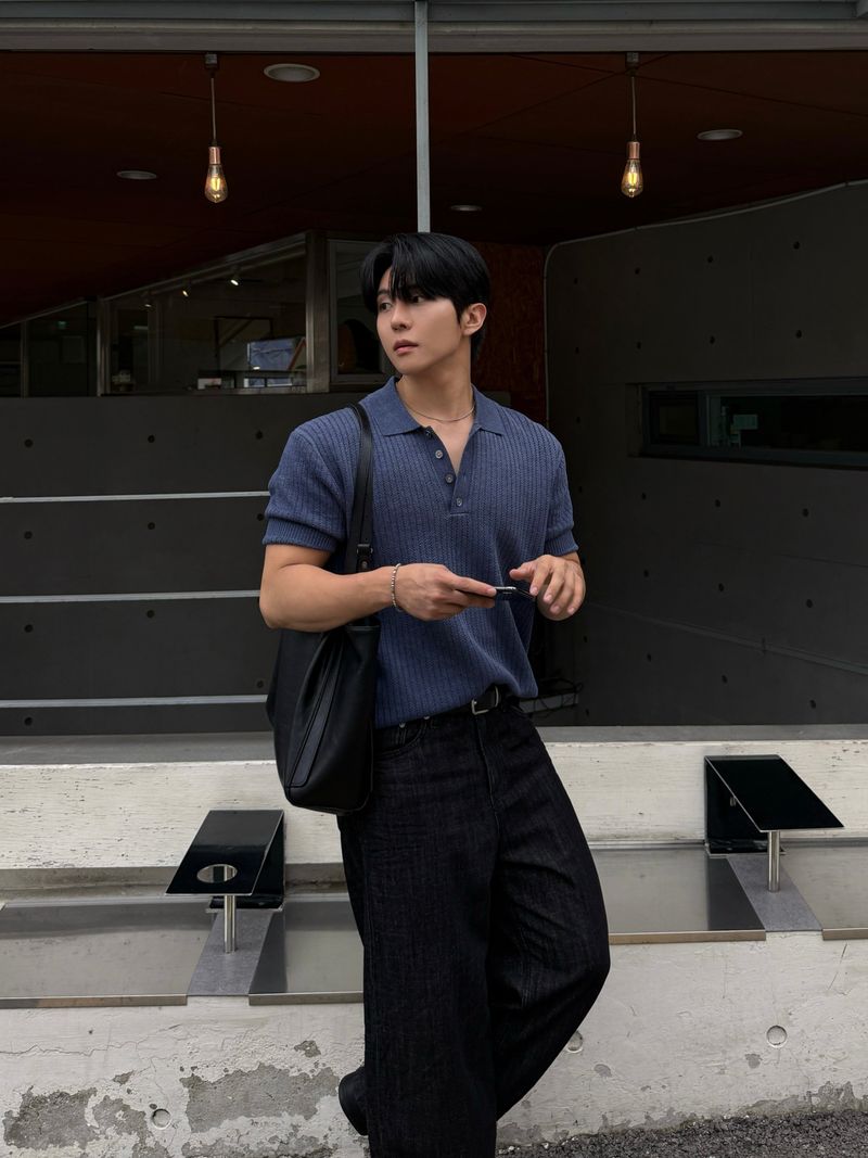 Robe skash collar short-sleeved knitwear