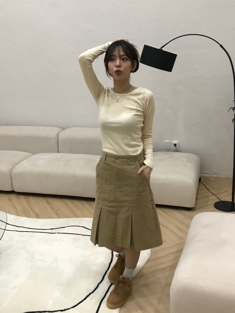 Daylight u-neck slim t