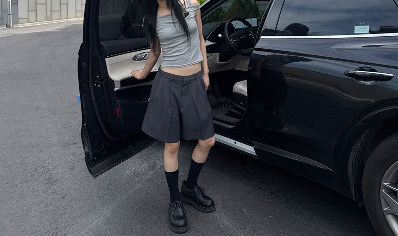 TWO-PINTUCK HARF PANTS