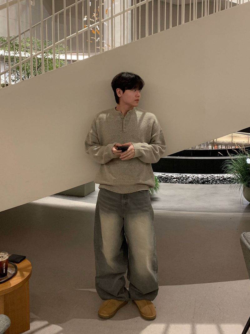 ベーシックオーバーヘンリーネックニット