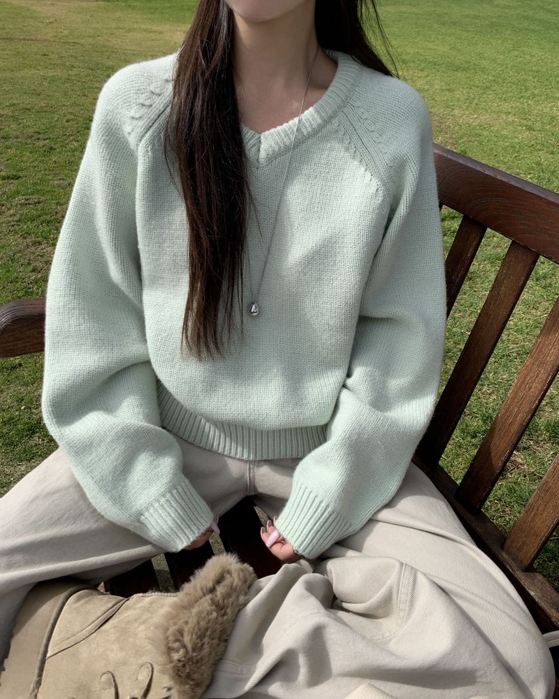 [ORIGINAL] Derr V-Neck Loose-Fit Knit
