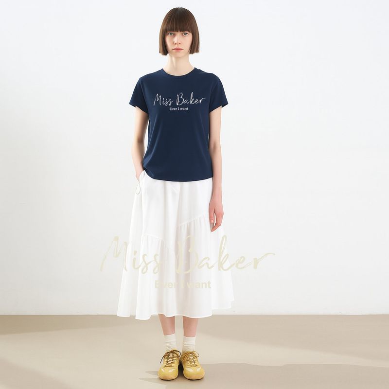 Miss Baker（ミスベイカー）の「Miss Baker エンボニードルTシャツ ネイビー（トップス）」