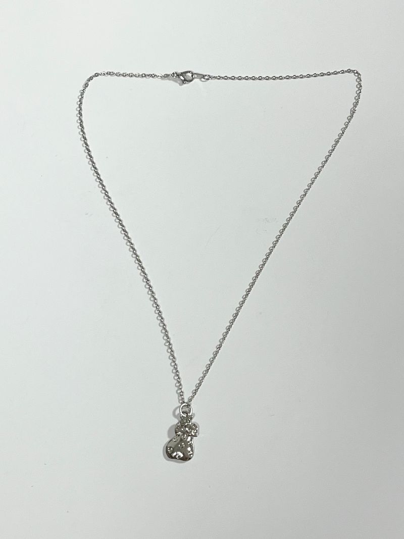 MADE pear Necklace